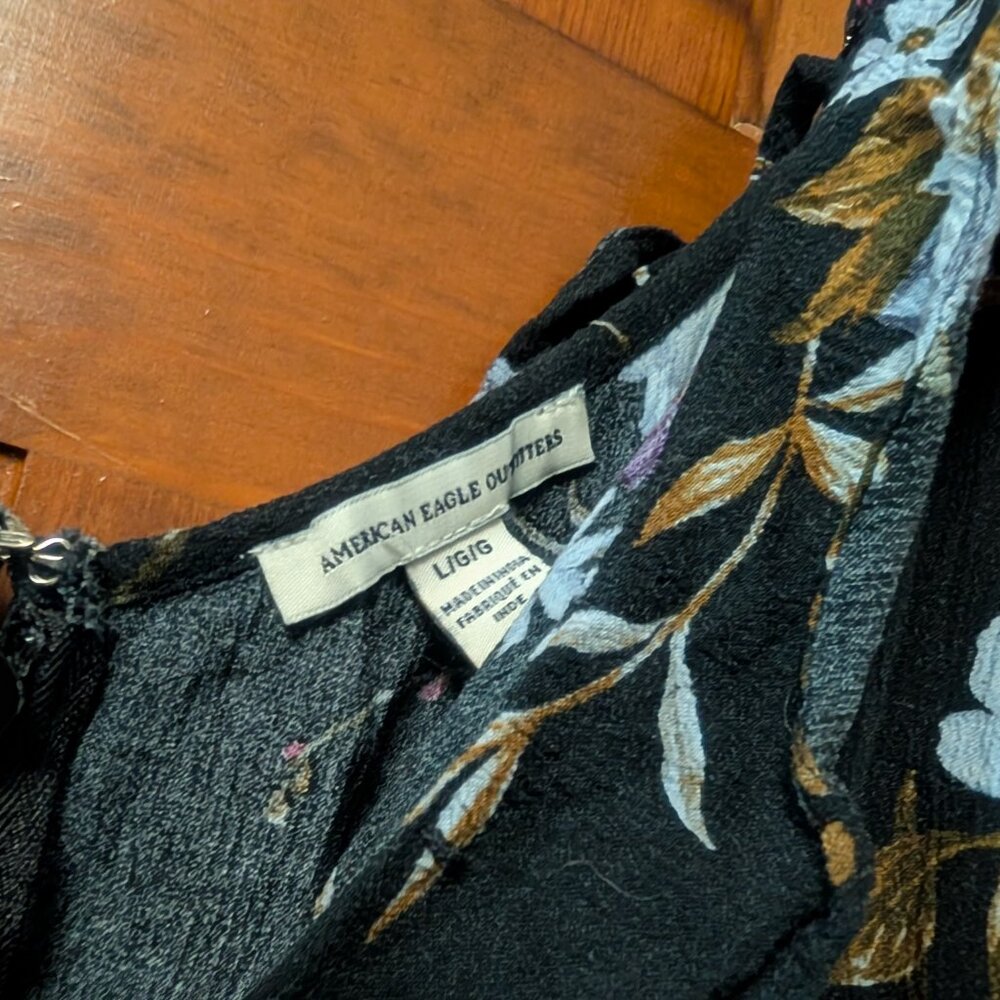 American Eagle Outfitters black floral jumpsuit size Large - Picture 2 of 3
